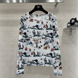 Chanel 26 Early Spring Round Neck Ski Print Top