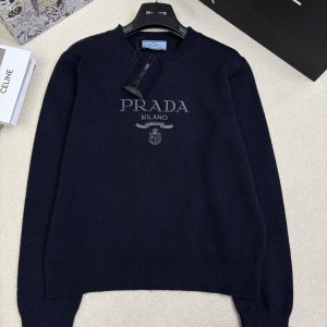 Prada 26 Early Spring New Knit Round Neck Pullover