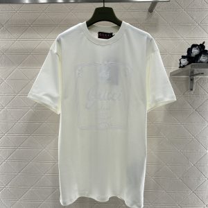 Gucci 26 Early Spring New Logo Print Round Neck Tee