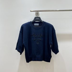 Prada 26 Early Spring New Seven Sleeve Short Sleeve