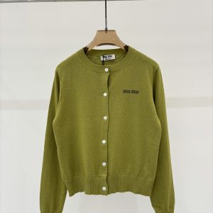 Miu Miu 26 Early Spring New Round Neck Letter Logo Color Block Jacquard Cardigan