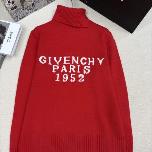 Givenchy 26 Early Spring New Knit Pullover High Neck
