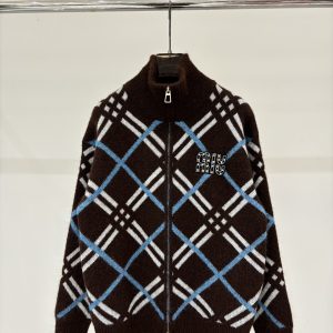 Miu Miu 26 Early Spring New Stand Collar Logo Rhinestone Check Cardigan