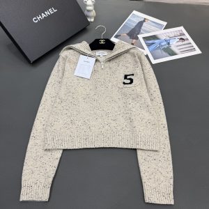Chanel 26 Early Spring New Color Dot Wool Cardigan