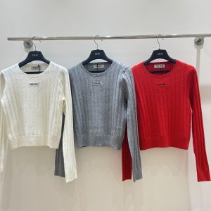 Miu Miu 26 Early Spring New Short Sleeve Lace Top