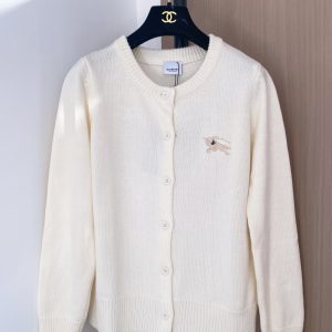 Burberry 26 Early Spring New Horse Logo Jacquard Cardigan