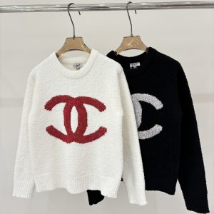 Chanel 26 Early Spring New Logo Sequin Knit Long Sleeve