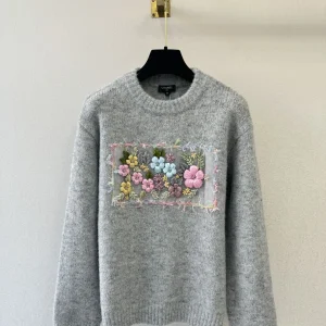 Chanel 26 Early Spring New Round Neck Pullover