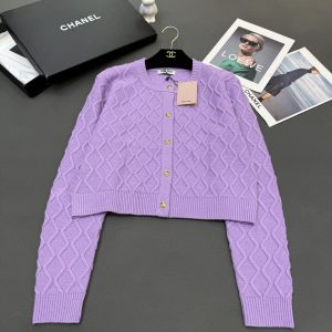 Miu Miu 26 Early Spring New Resort Check Cardigan