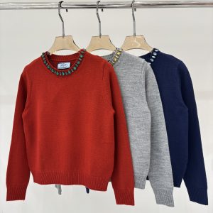 Prada 26 Early Spring New Diamond Neckline Knit Top