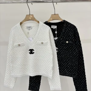 Chanel 26 Early Spring New V-neck Sequin Lace Long Sleeve